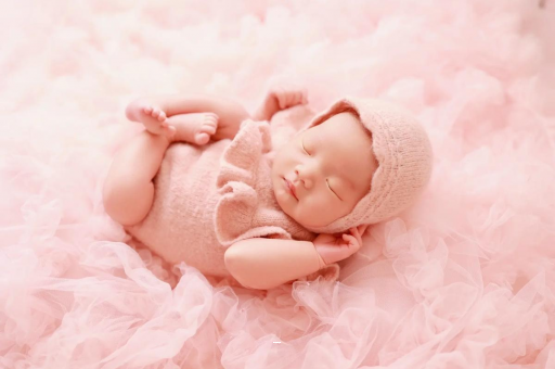 浮梁两个月宝宝长牙